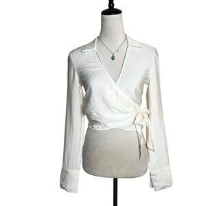 H&M Cream Crinkle Textured Dressy Wrap Blouse | Size XS | Clean Girl Minimalist